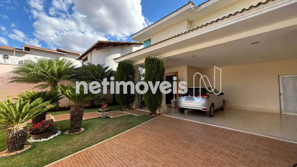 Casa para Venda com 4 quartos no bairro Morada do Parque