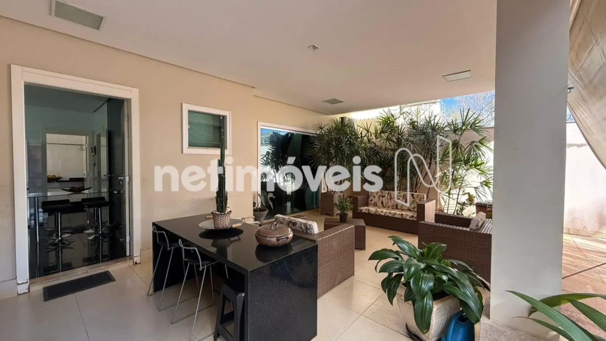 Casa para Venda com 4 quartos no bairro Morada do Parque