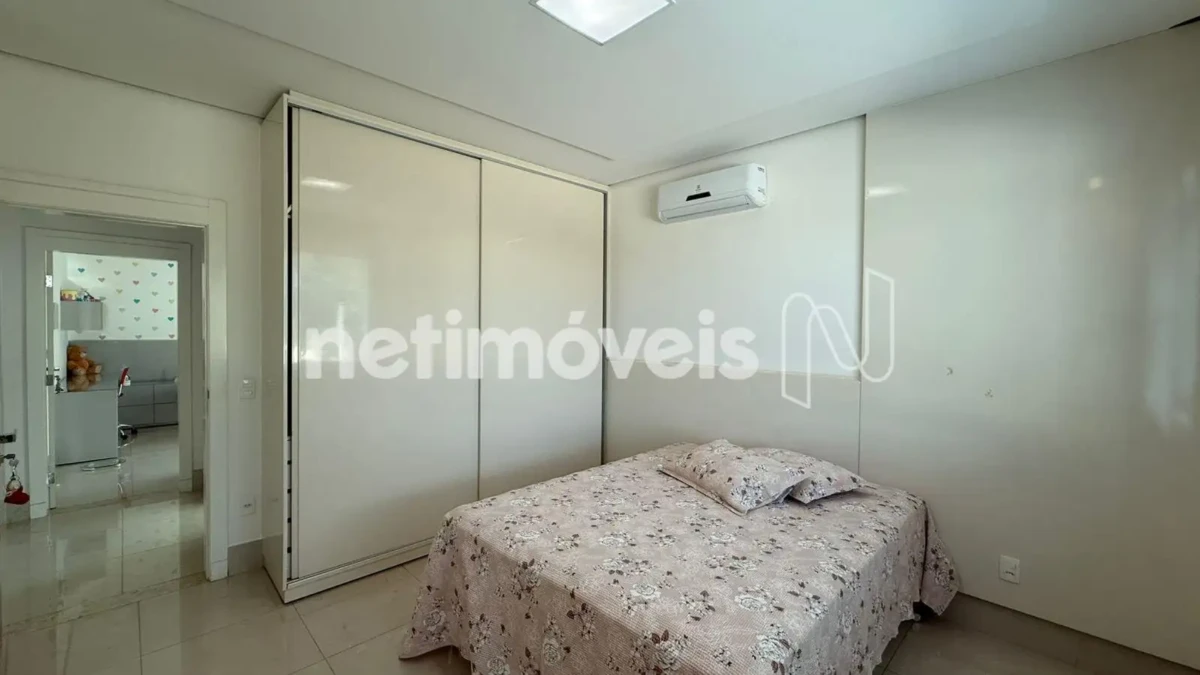 Casa para Venda com 4 quartos no bairro Morada do Parque