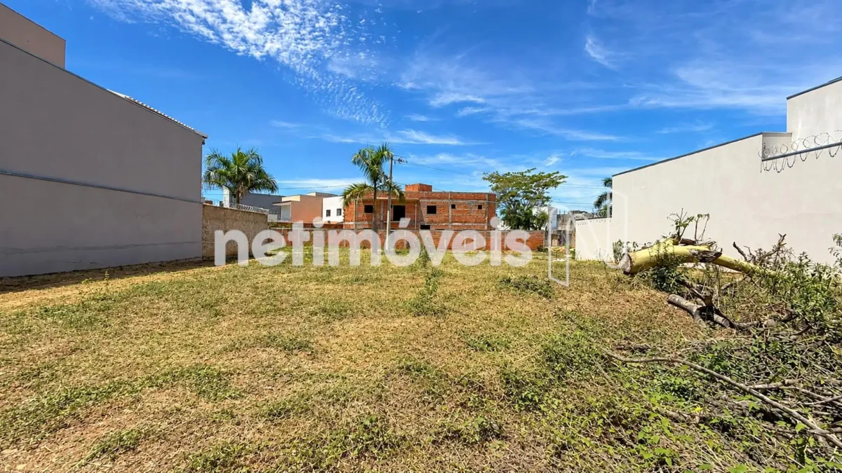 Lote para Venda com área de 215 m² no bairro Loteamento Reserva Real