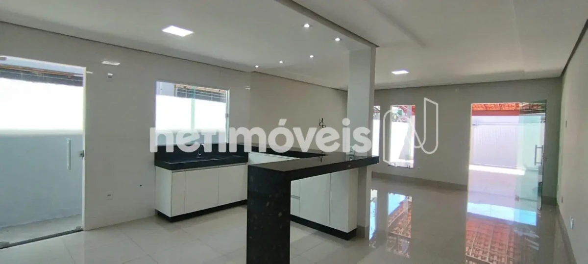 Casa para Venda com 2 quartos no bairro Major Prates