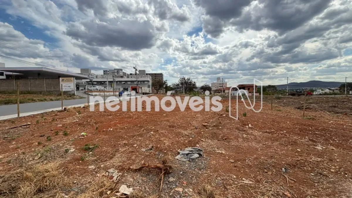 Lote para Venda com área de 836.85 m² no bairro Conjunto Residencial Jk