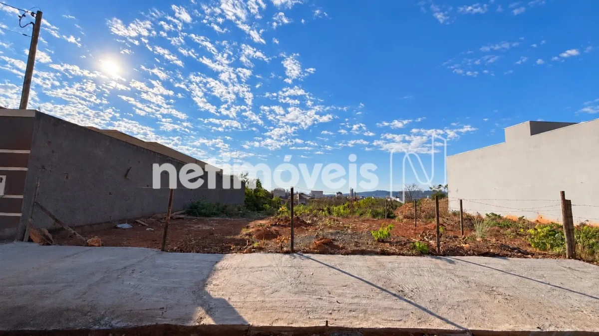 Lote para Venda com área de 364 m² no bairro Ibituruna