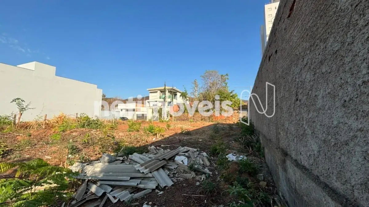 Lote para Venda com área de 364 m² no bairro Ibituruna