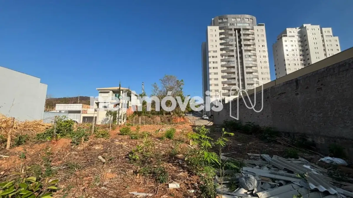 Lote para Venda com área de 364 m² no bairro Ibituruna