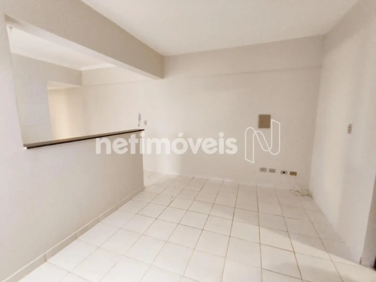 Apartamento para Venda com 2 quartos no bairro Cidade Santa Maria