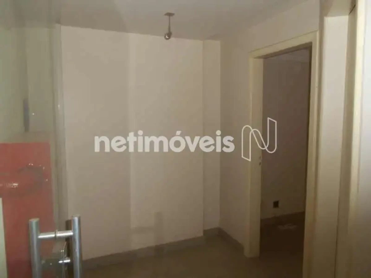 Ponto Comercial para Venda de área principal de 109.43 m² no bairro Centro