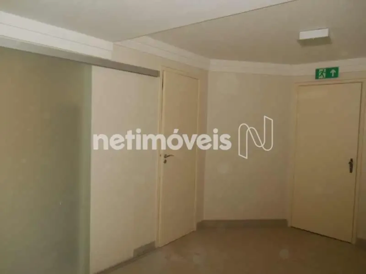 Ponto Comercial para Venda de área principal de 109.43 m² no bairro Centro