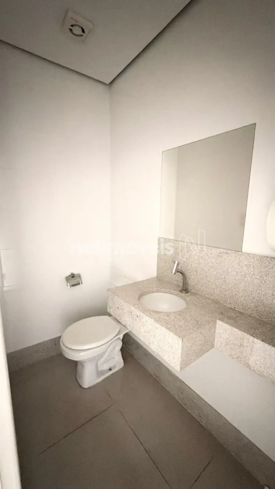 Ponto Comercial para Venda de área principal de 109.43 m² no bairro Centro