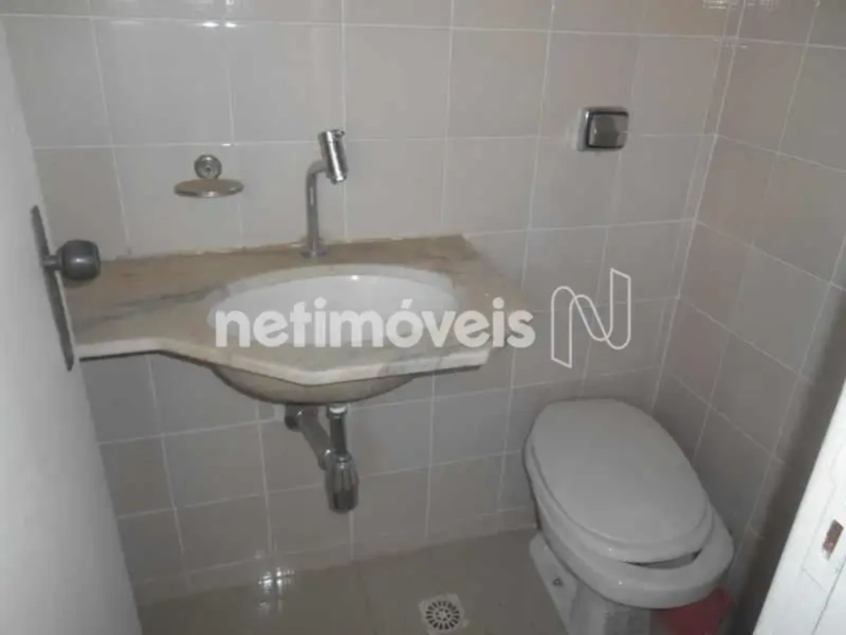 Ponto Comercial para Venda de área principal de 109.43 m² no bairro Centro