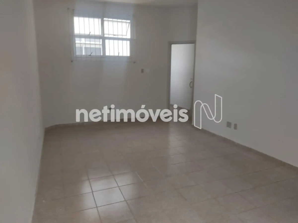 Sala para Venda de área principal de 93 m² no bairro Centro