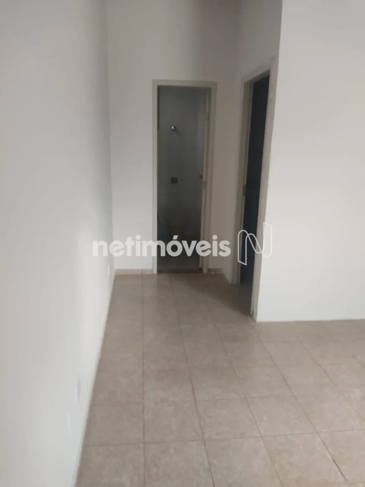 Sala para Venda de área principal de 93 m² no bairro Centro