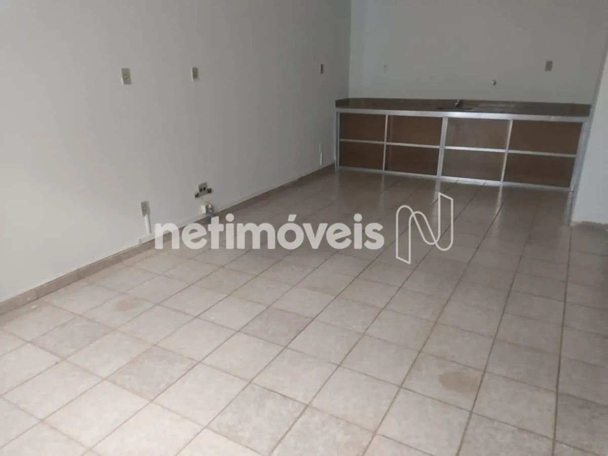 Sala para Venda de área principal de 93 m² no bairro Centro