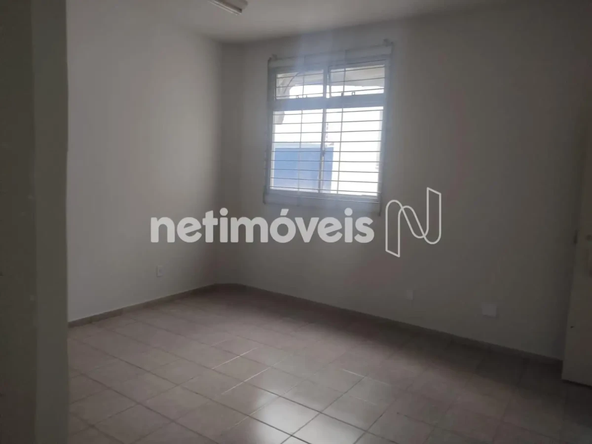 Sala para Venda de área principal de 93 m² no bairro Centro