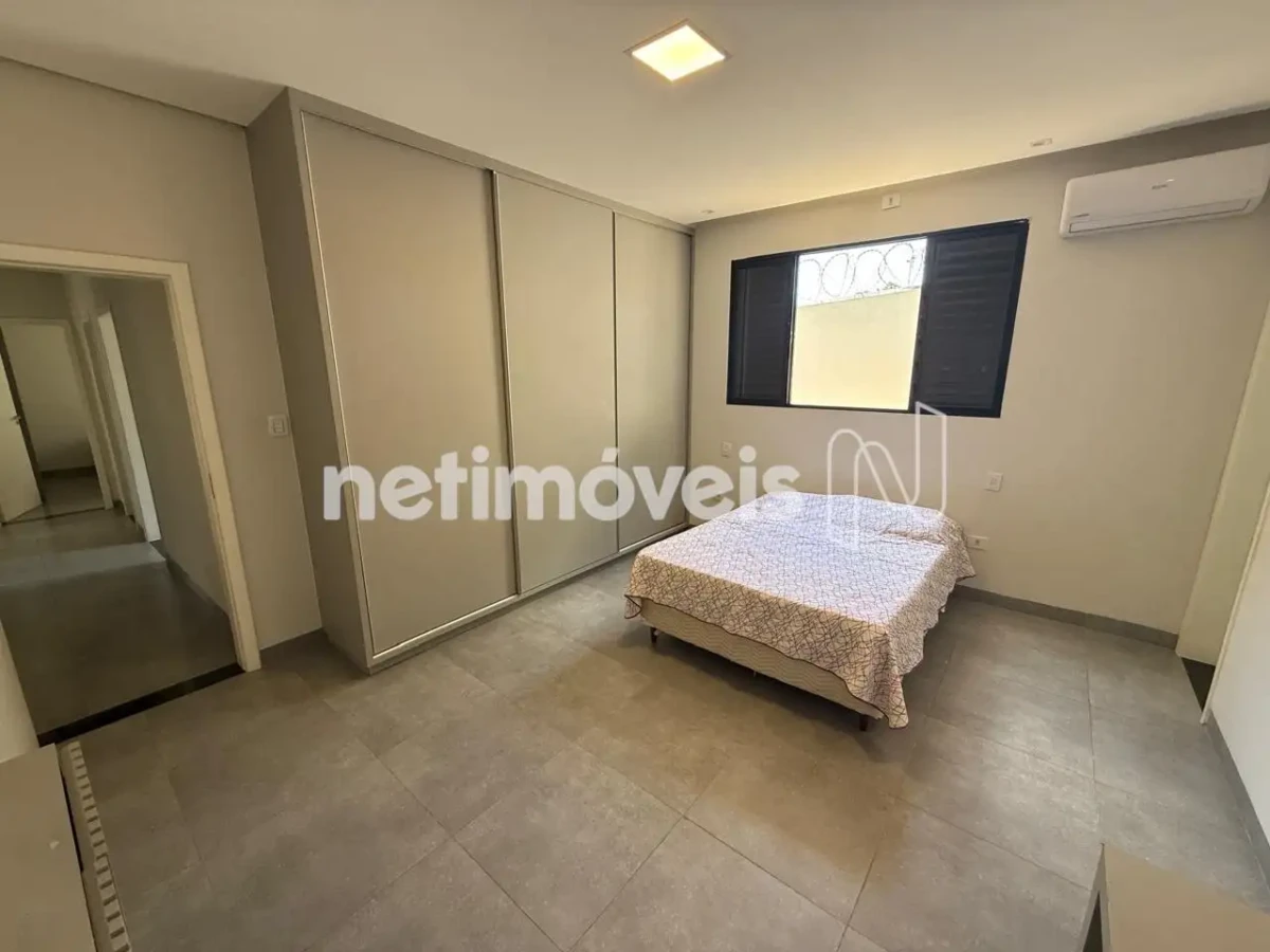 Casa para Venda com 3 quartos no bairro Vila Santa Cruz