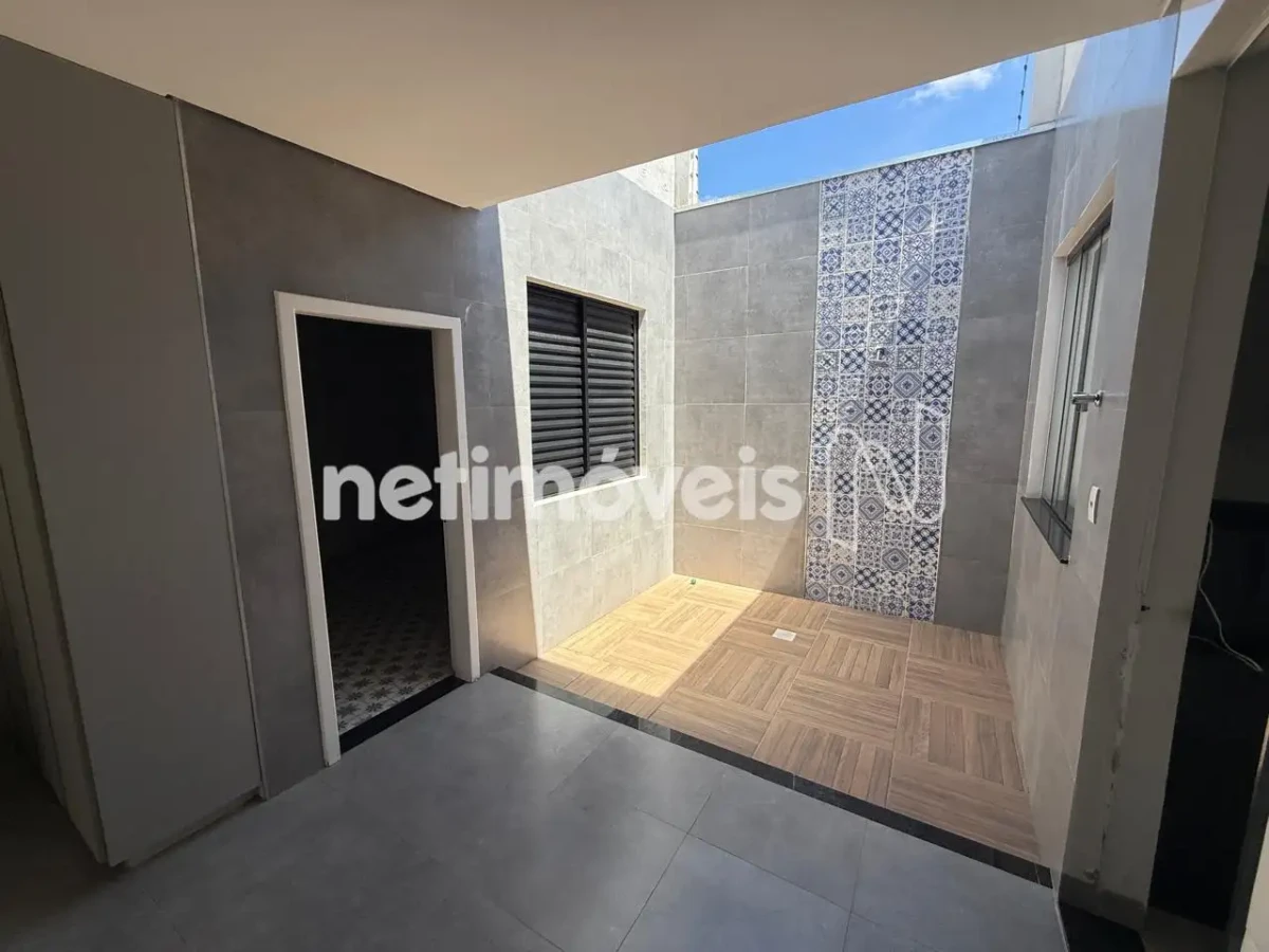 Casa para Venda com 3 quartos no bairro Vila Santa Cruz
