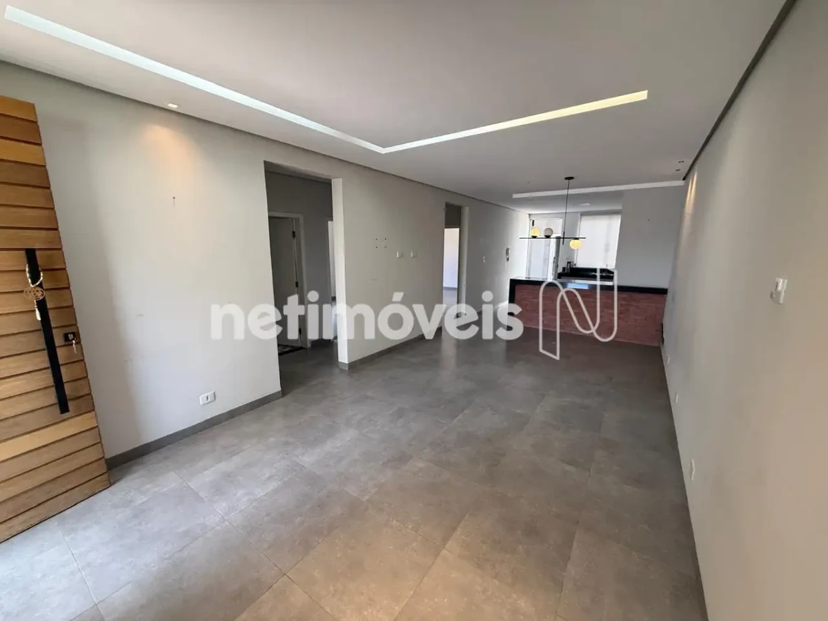 Casa para Venda com 3 quartos no bairro Vila Santa Cruz