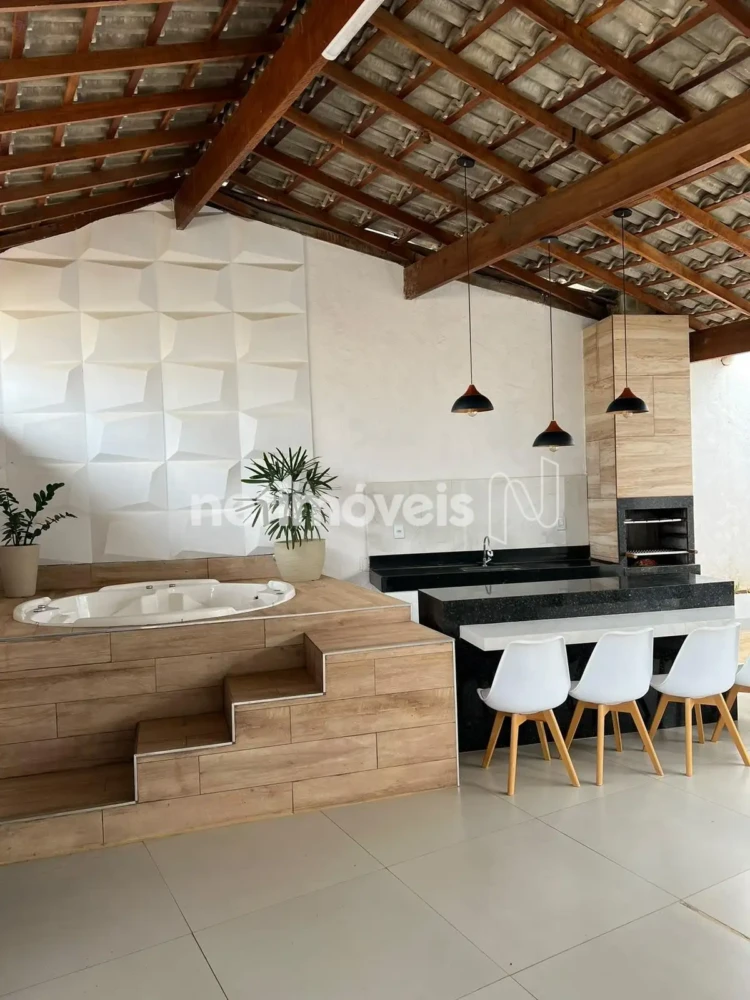 Casa em Condomínio para Venda com 3 quartos no bairro Belvedere