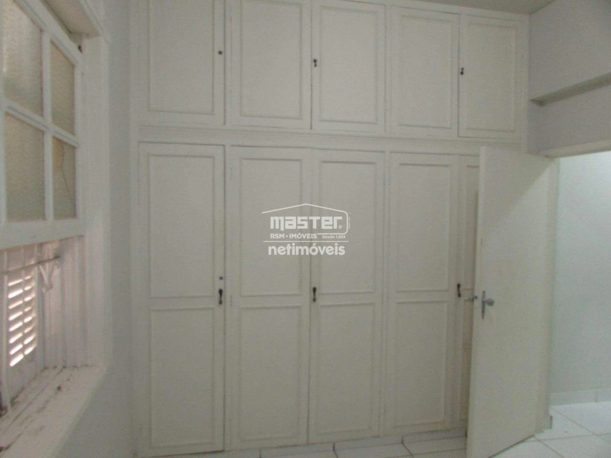 Casa para Locação com 4 quartos no bairro Centro