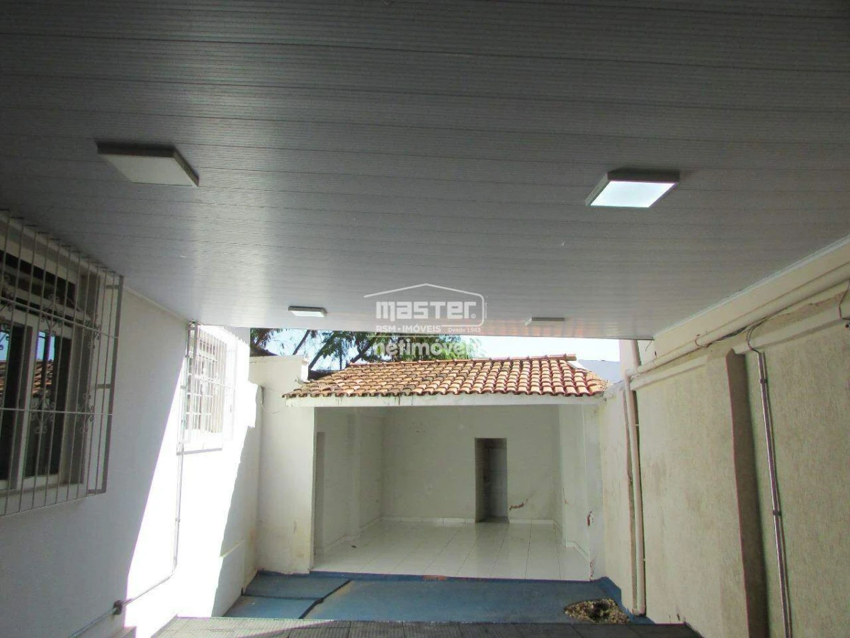 Casa para Locação com 4 quartos no bairro Centro