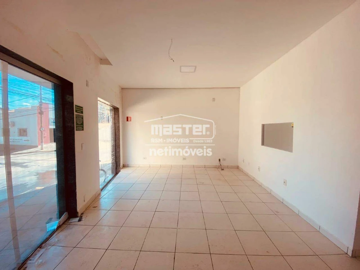 Ponto Comercial para Locação de área principal de 140,00 m² no bairro Centro