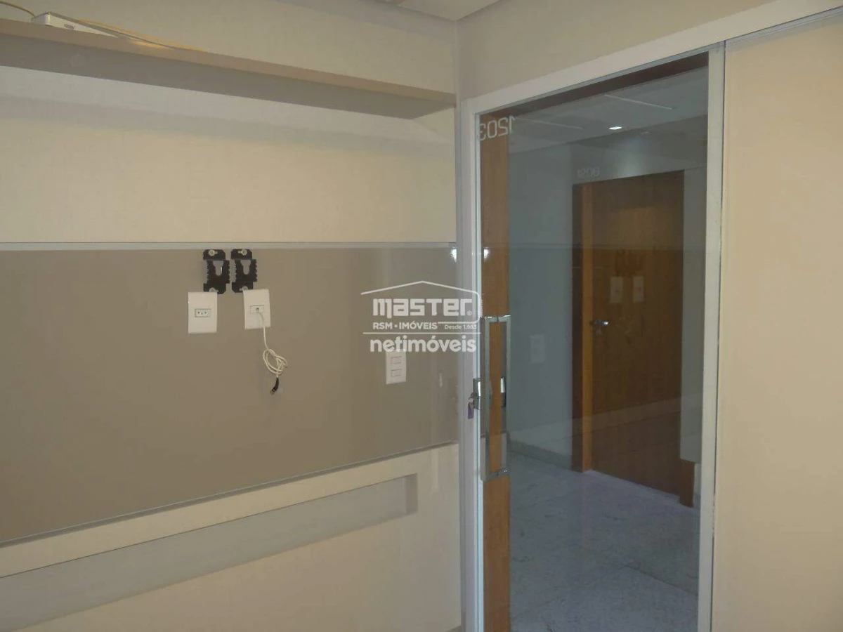 Sala para Locação de área principal de 37,00 m² no bairro Melo