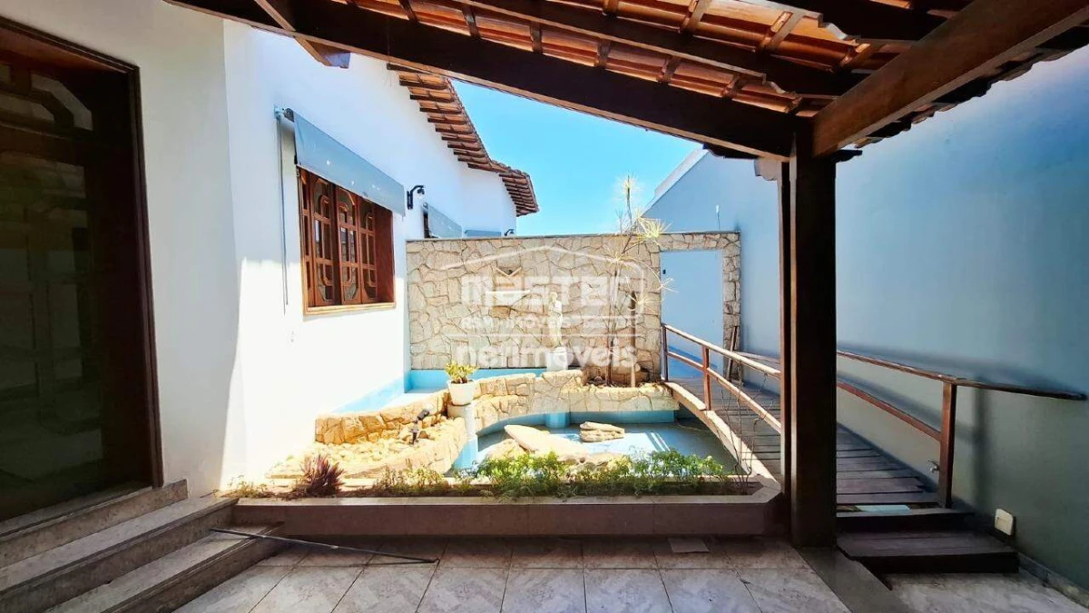 Casa para Locação com 3 quartos no bairro Morada do Sol