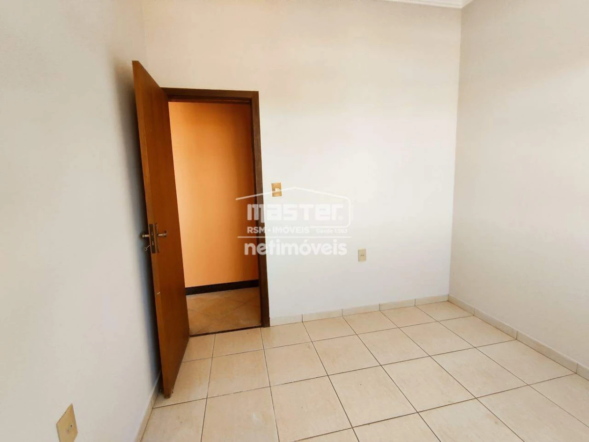 Casa para Locação com 3 quartos no bairro São Judas Tadeu