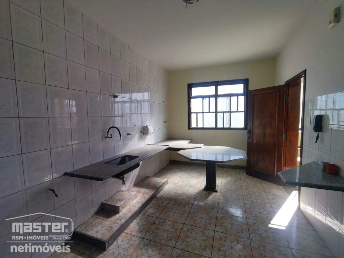 Apartamento para Locação com 5 quartos no bairro Cidade Santa Maria