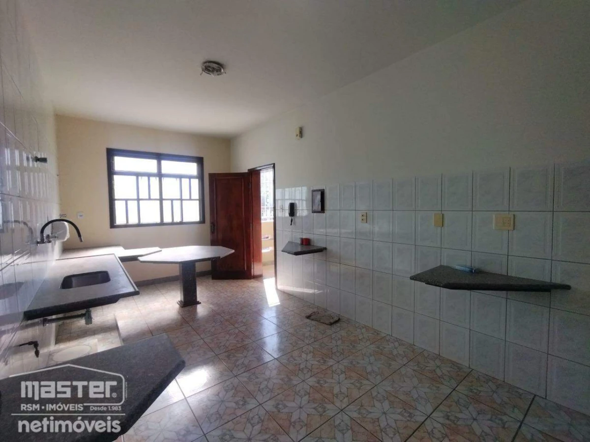 Apartamento para Locação com 5 quartos no bairro Cidade Santa Maria