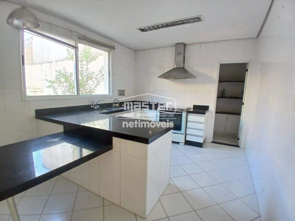Casa para Locação com 5 quartos no bairro Jardim São Luiz