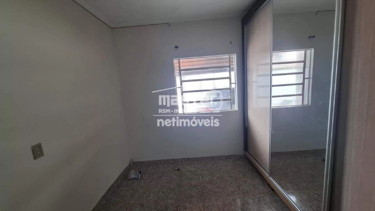 Casa para Locação com 3 quartos no bairro Lourdes