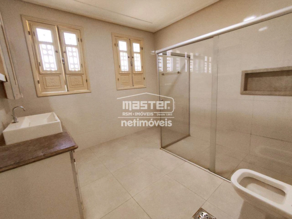 Casa para Locação com 4 quartos no bairro Melo