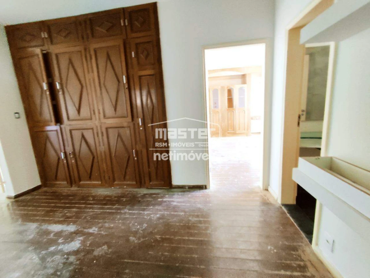 Casa para Locação com 4 quartos no bairro Melo