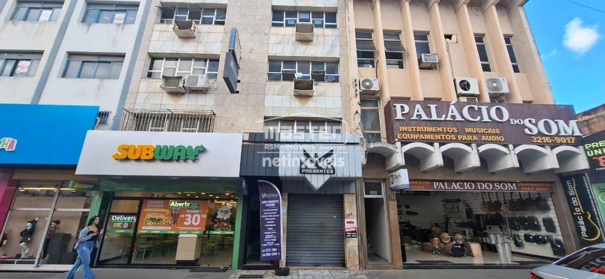 Ponto Comercial para Locação de área principal de 30,00 m² no bairro Centro