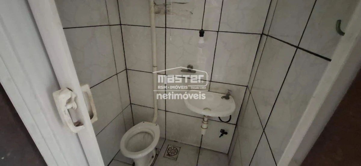 Ponto Comercial para Locação de área principal de 30,00 m² no bairro Centro