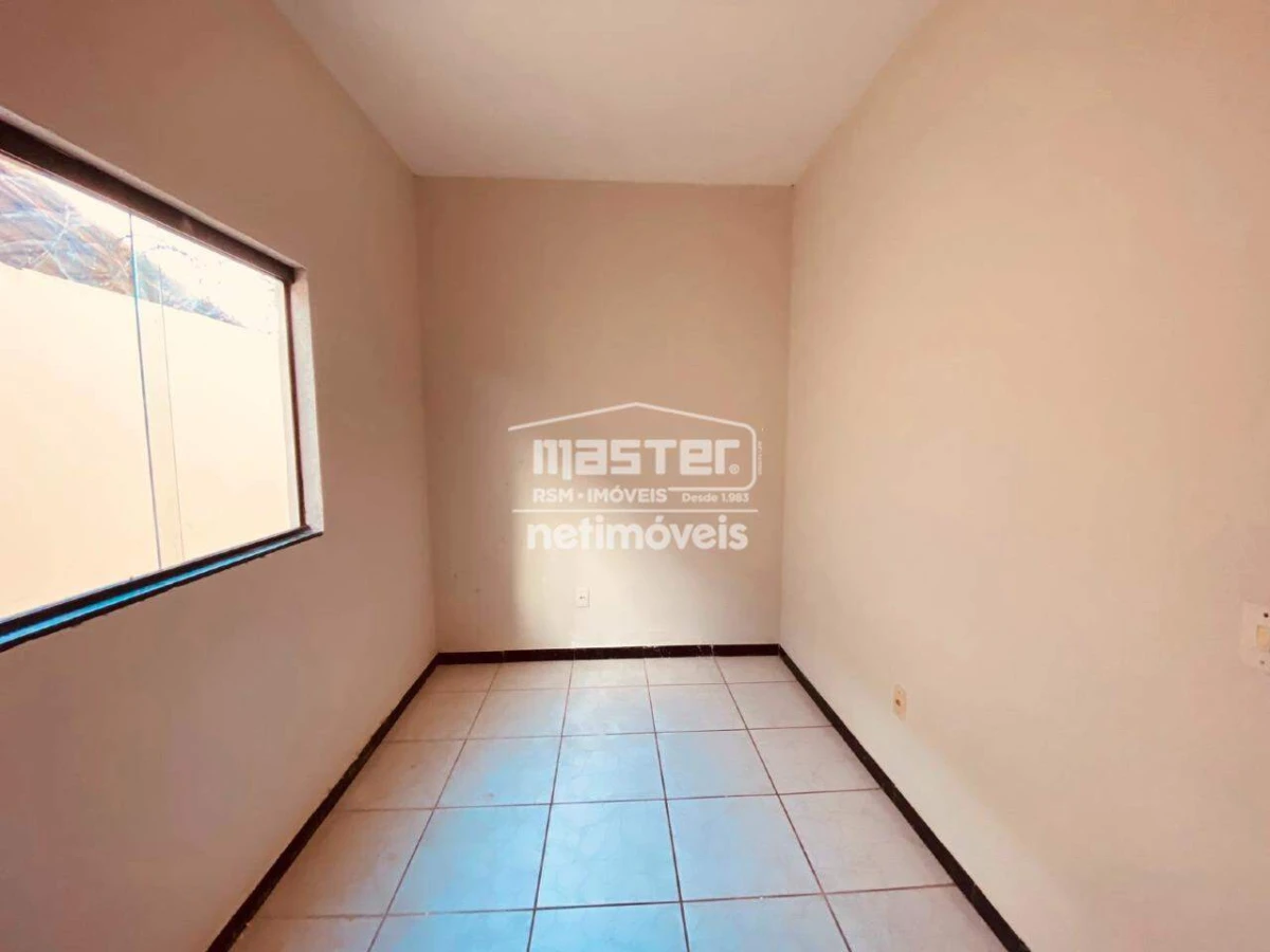 Casa para Locação com 2 quartos no bairro Carmelo