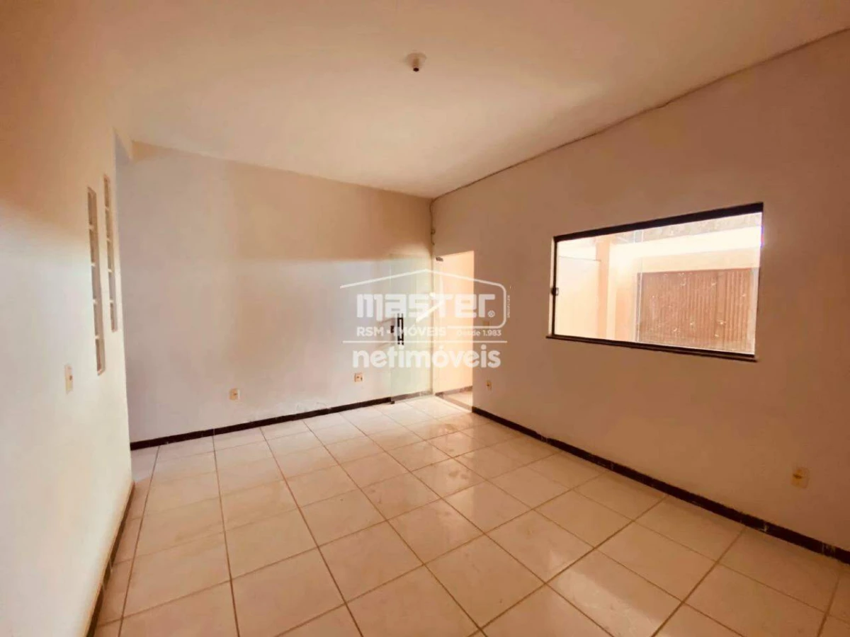 Casa para Locação com 2 quartos no bairro Carmelo