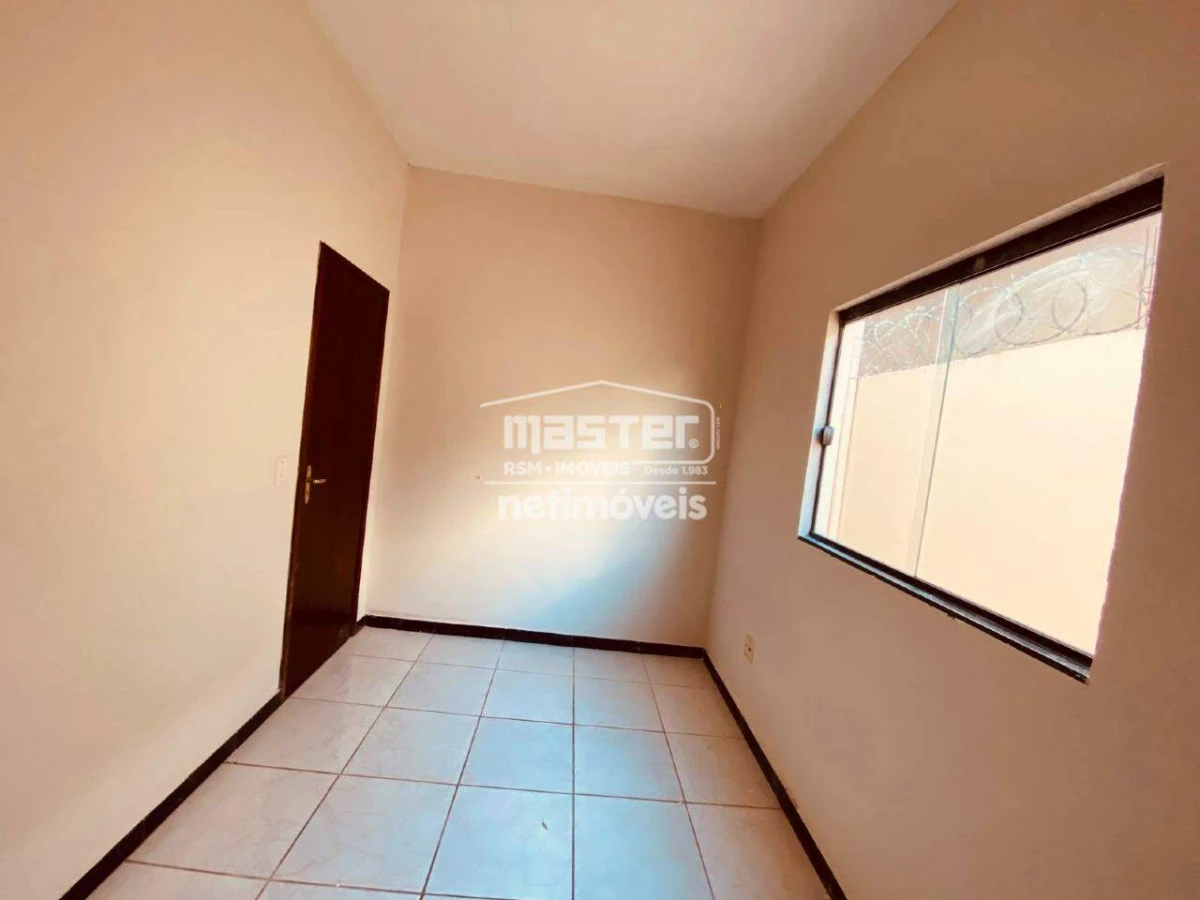 Casa para Locação com 2 quartos no bairro Carmelo