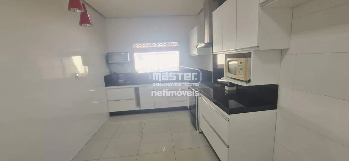 Casa Mobiliado para Locação com 3 quartos no bairro Planalto