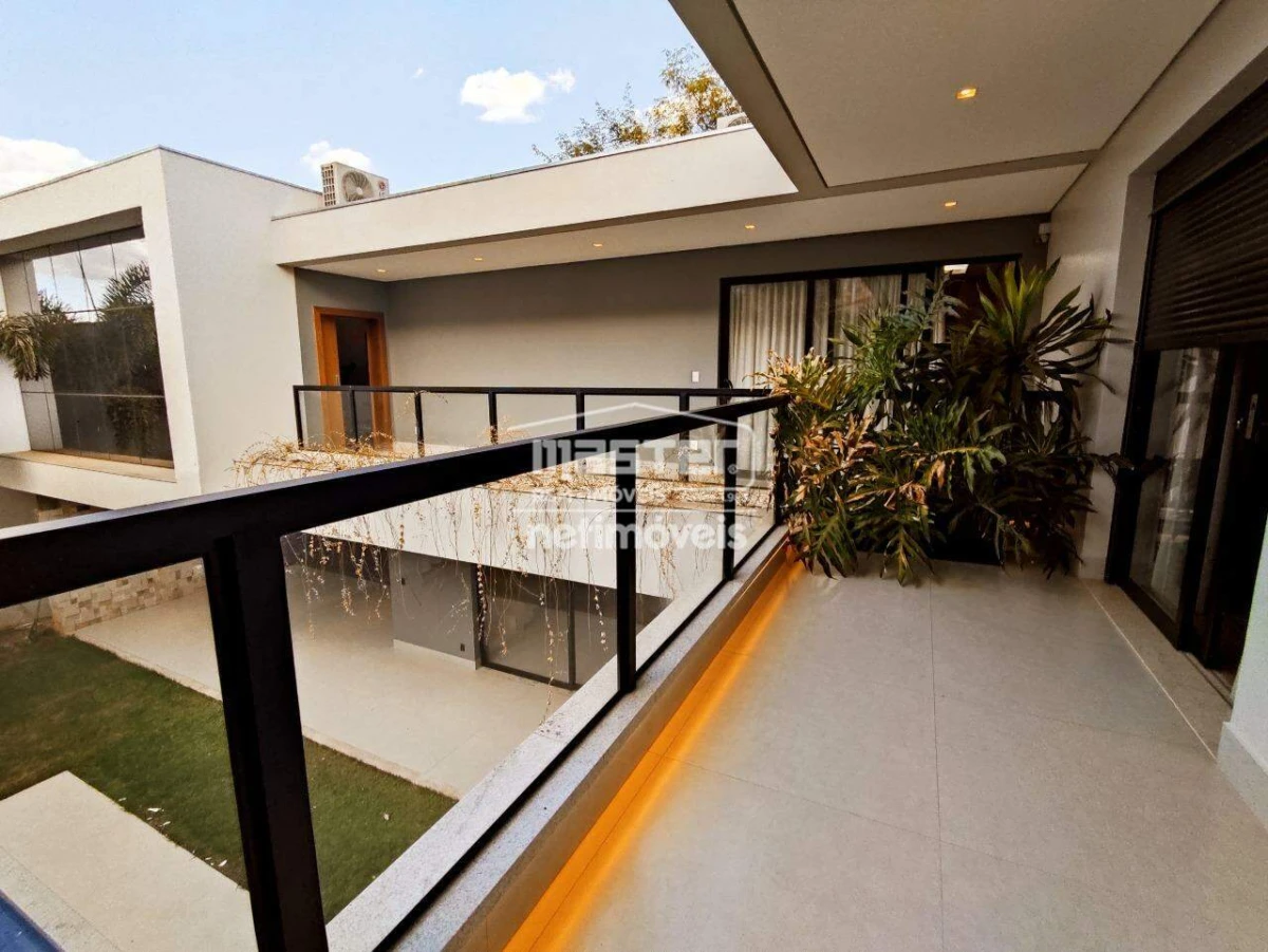 Casa em Condomínio Mobiliado para Locação com 4 quartos no bairro Funcionários