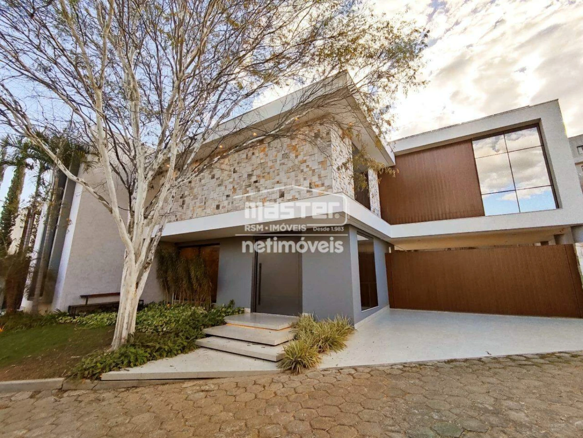 Casa em Condomínio Mobiliado para Locação com 4 quartos no bairro Funcionários