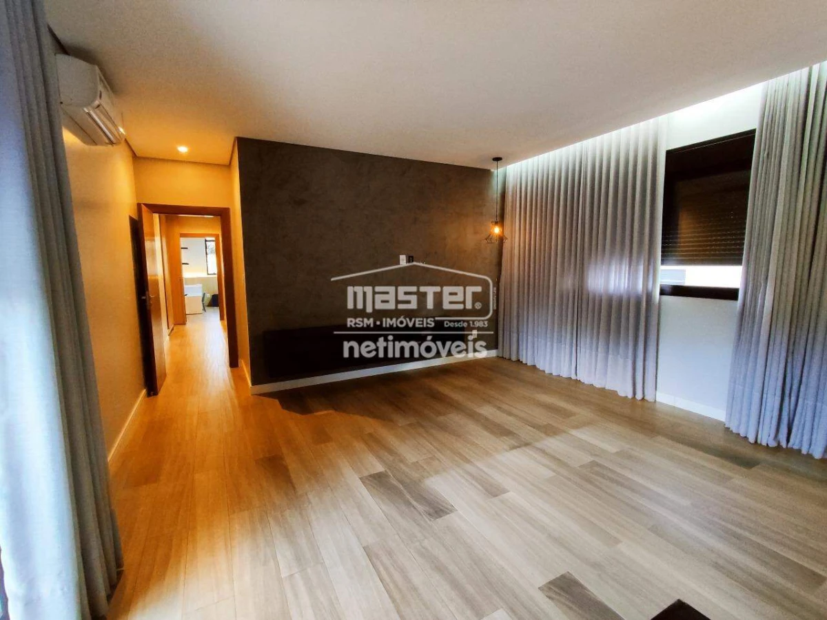 Casa em Condomínio Mobiliado para Locação com 4 quartos no bairro Funcionários