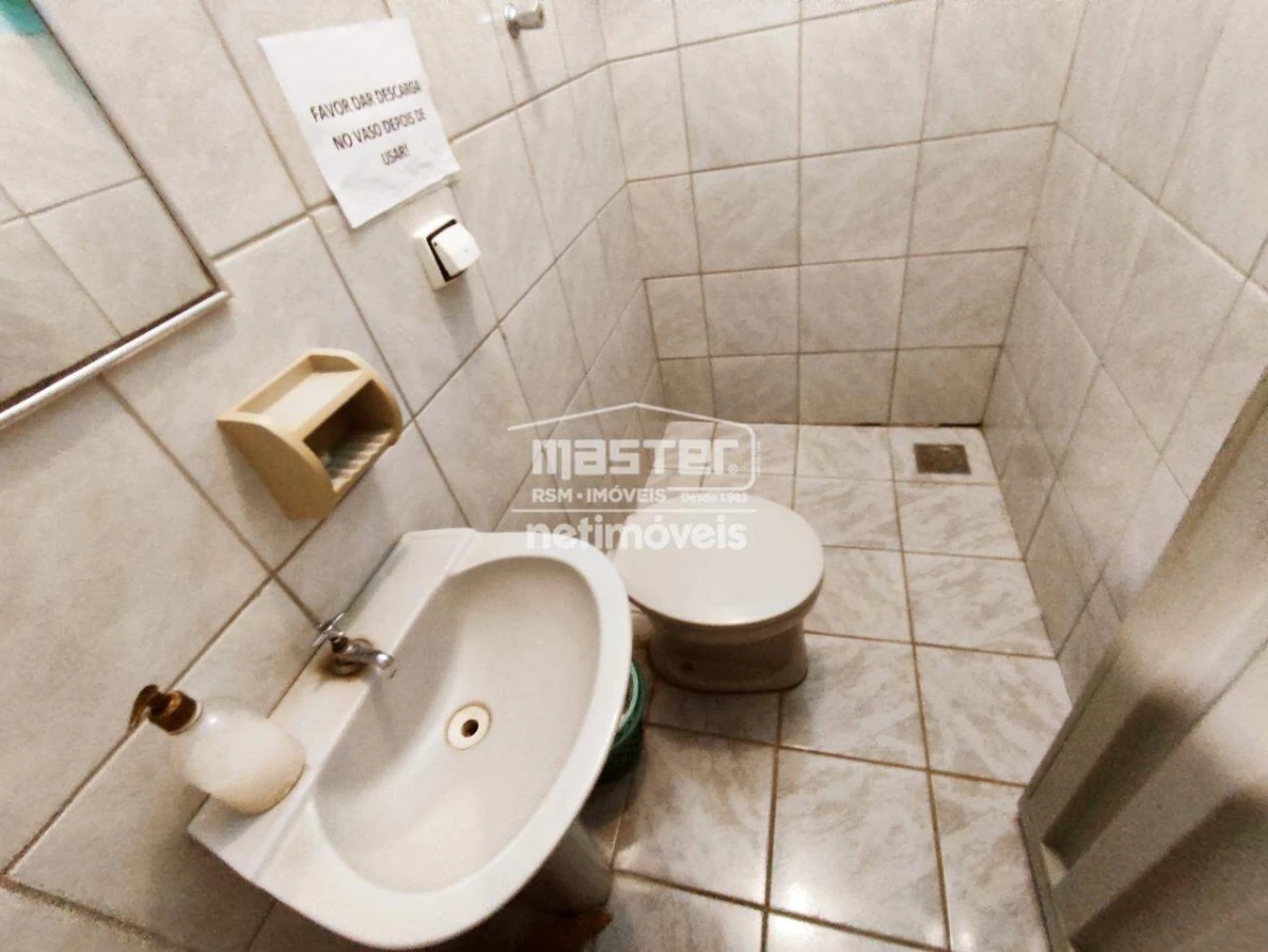 Ponto Comercial para Locação de área principal de 292,83 m² no bairro Melo
