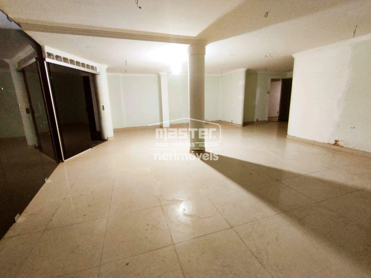Prédio para Locação com 10 salas no bairro Centro em Montes Claros