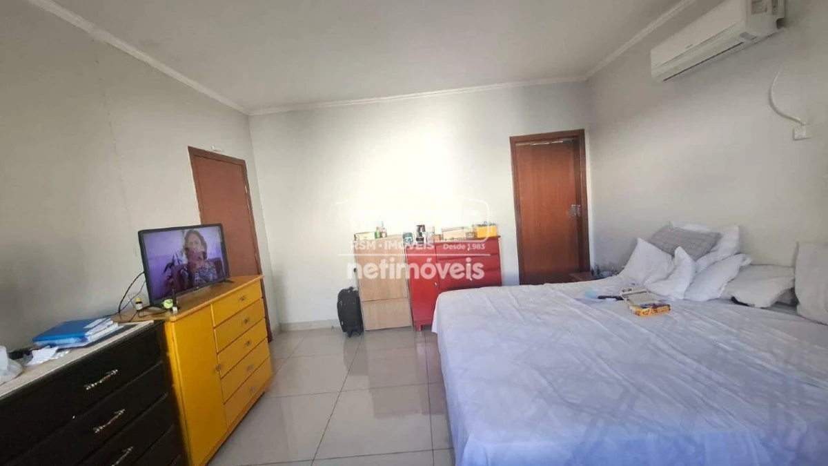 Casa Mobiliado para Locação com 4 quartos no bairro Ibituruna