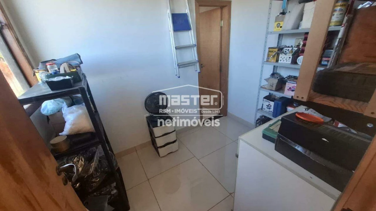 Casa Mobiliado para Locação com 4 quartos no bairro Ibituruna