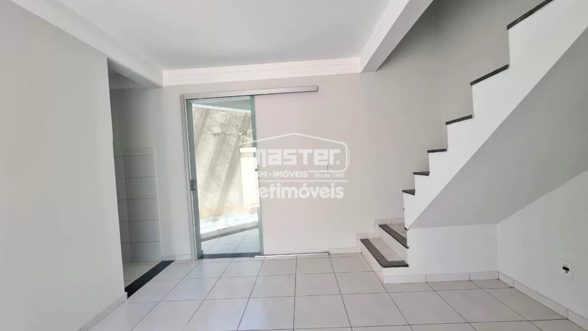Casa em Condomínio para Locação com 2 quartos no bairro Todos os Santos