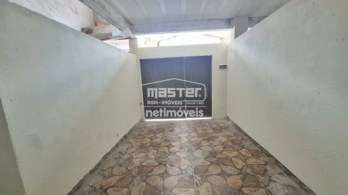 Casa para Locação com 2 quartos no bairro Monte Carmelo