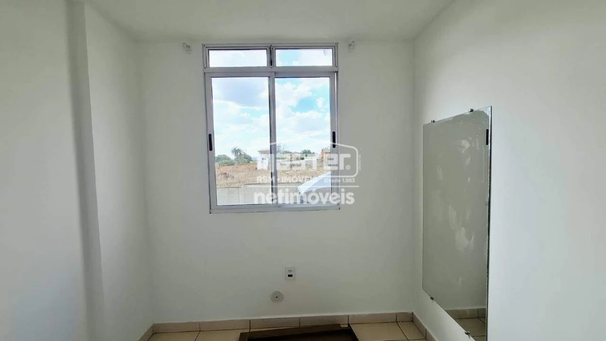 Apartamento para Locação com 2 quartos no bairro Conjunto Residencial JK